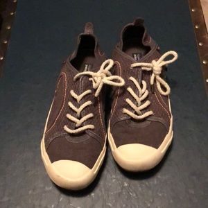 Patagonia hemp sneakers size 8.